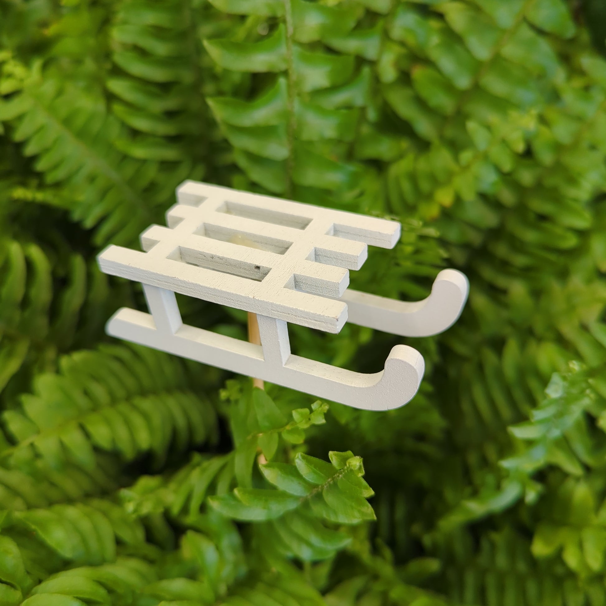 White Sleigh | Decorative Plant Pot Accessory