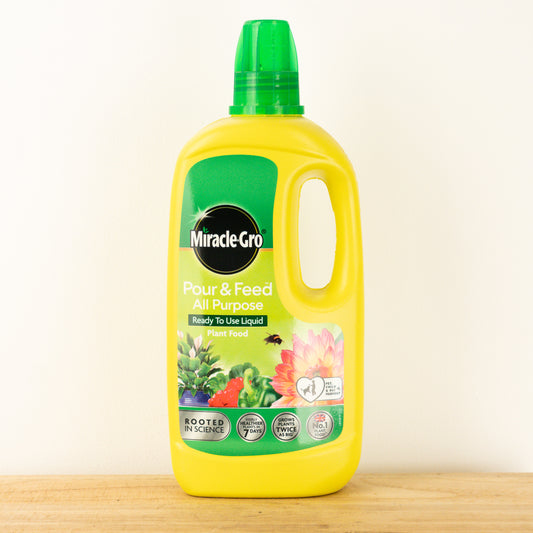 MiracleGro All Purpose Pour & Feed Ready To Use Liquid | Fertilizers