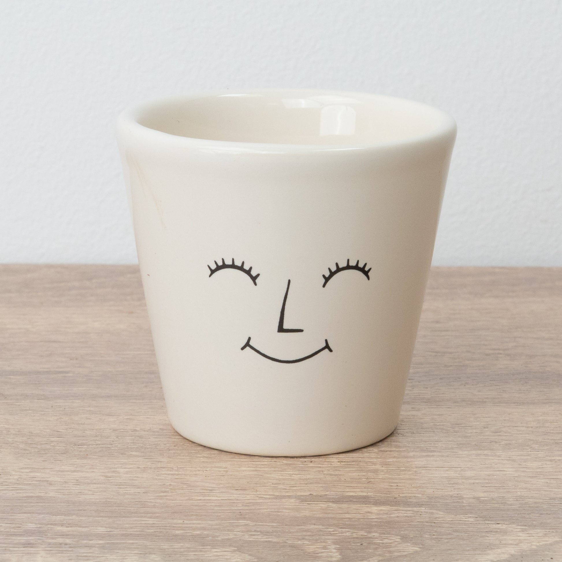 Happy Face Pot | White